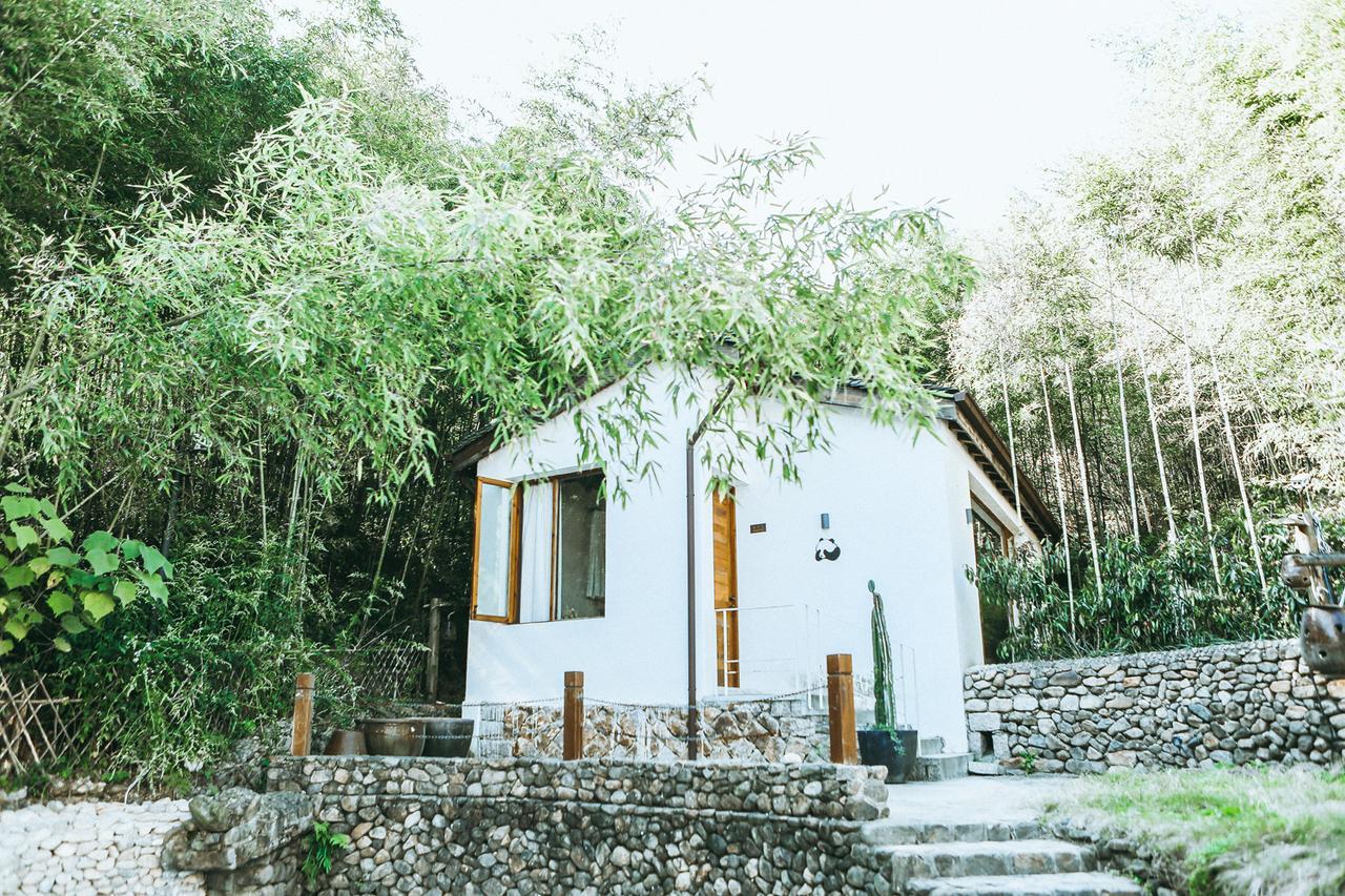 July Bamboo Hostel Deqing Eksteriør bilde